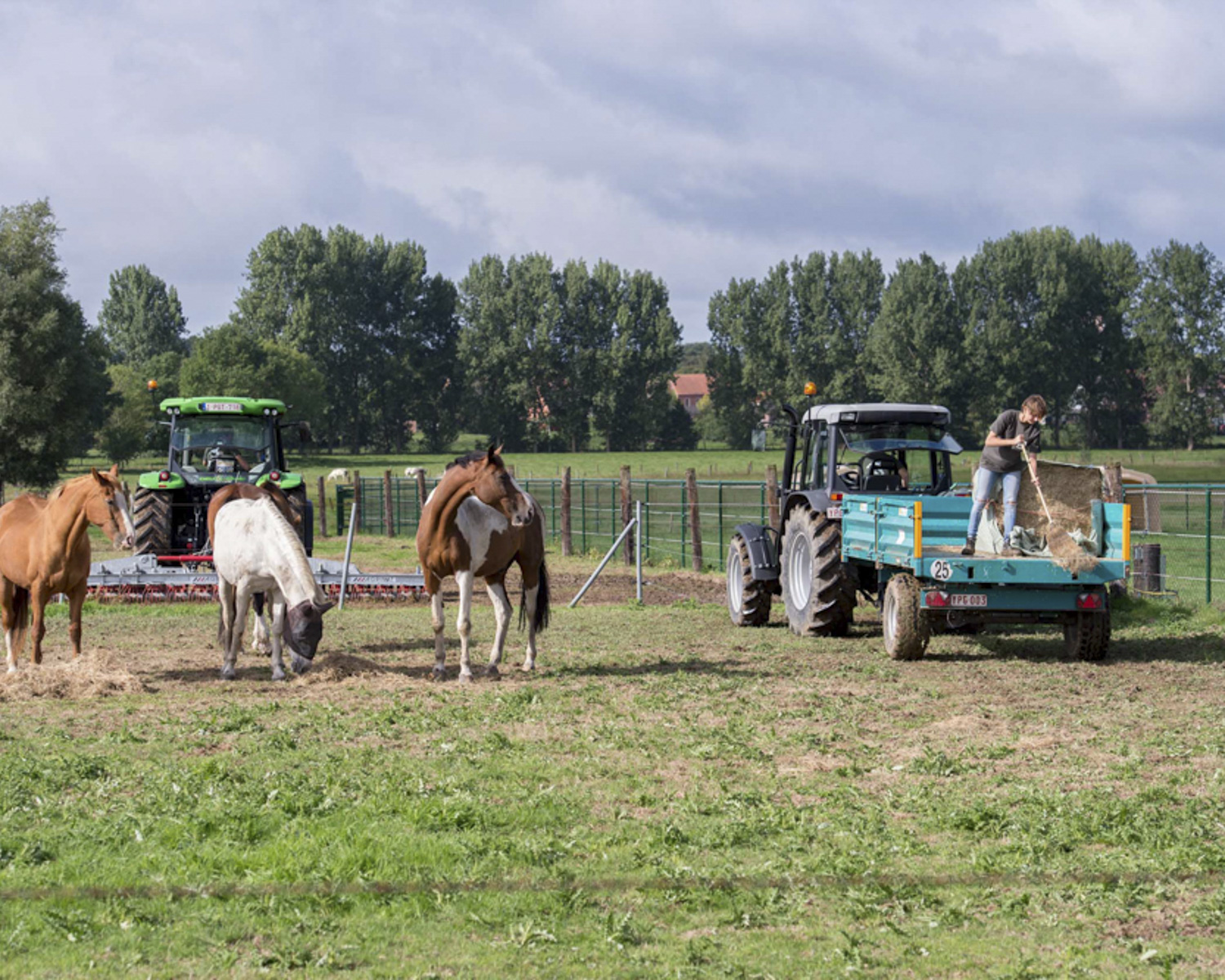 Tracteur et matériel agricole